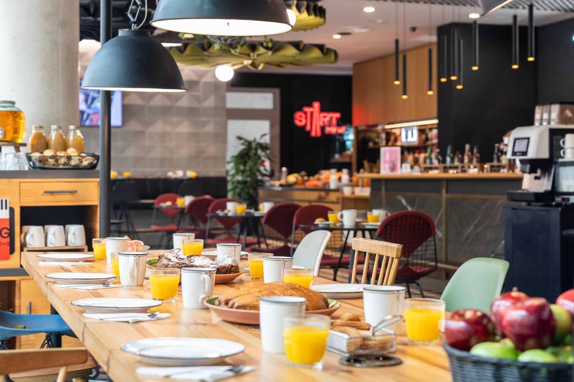 Hotel Ibis Barcelona Plaza Glories 22@ Zewnętrze zdjęcie